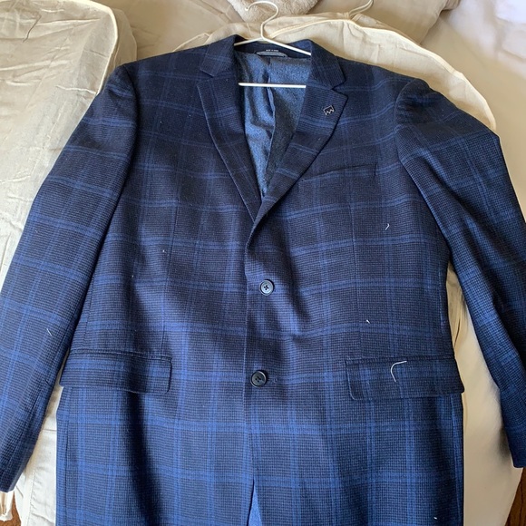 Men’s Crown & Ivy blue checkered sport coat - Picture 1 of 5